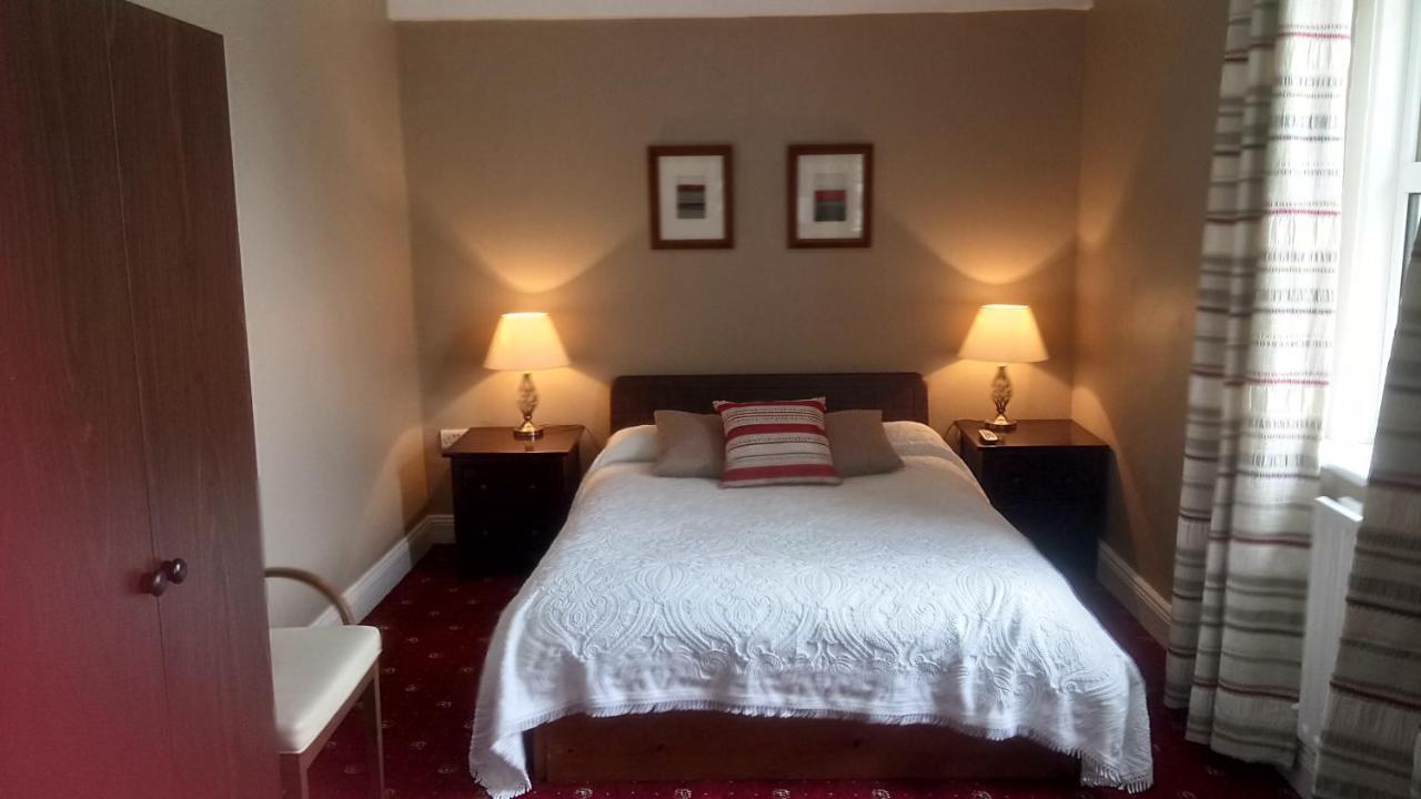 The Rio Bed & Breakfast Galway Bagian luar foto