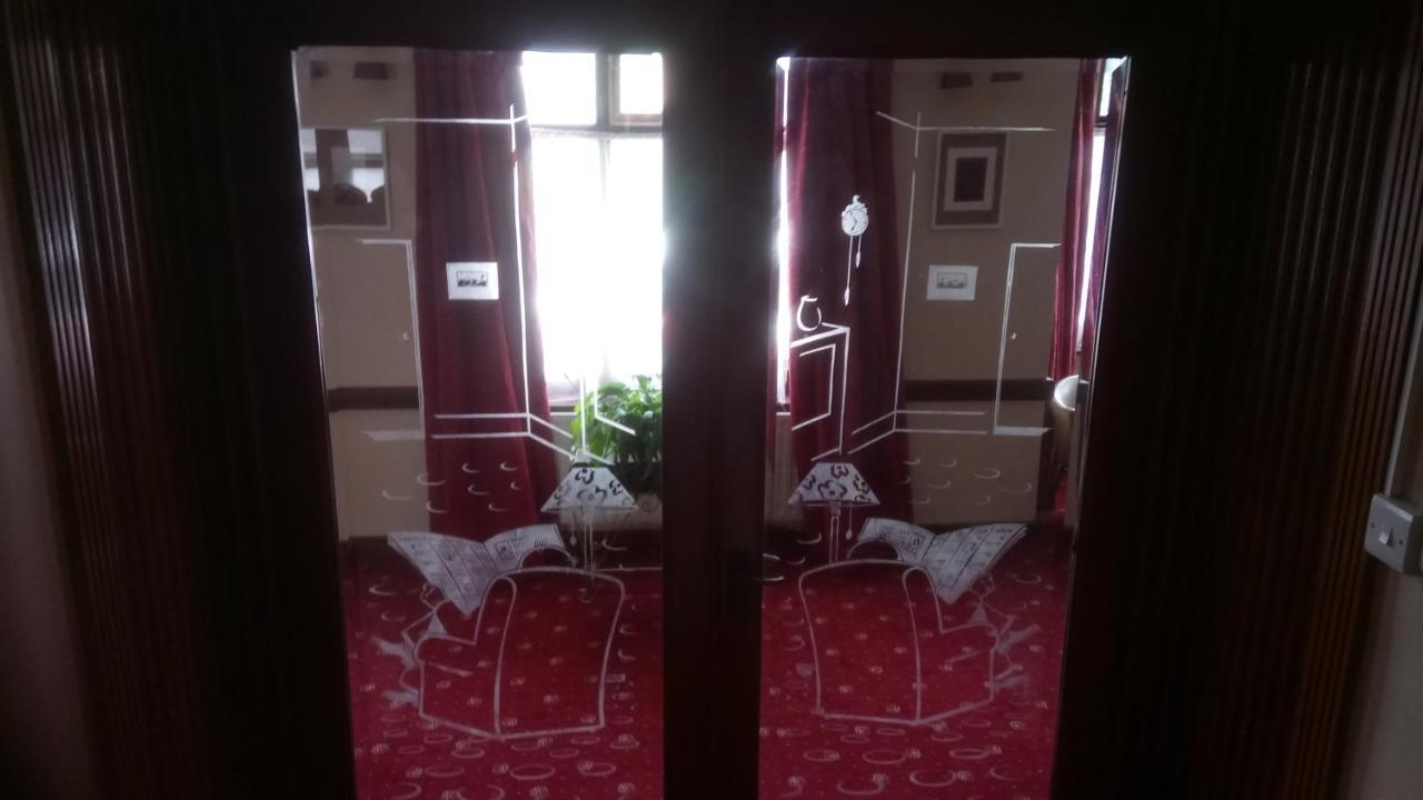 The Rio Bed & Breakfast Galway Bagian luar foto
