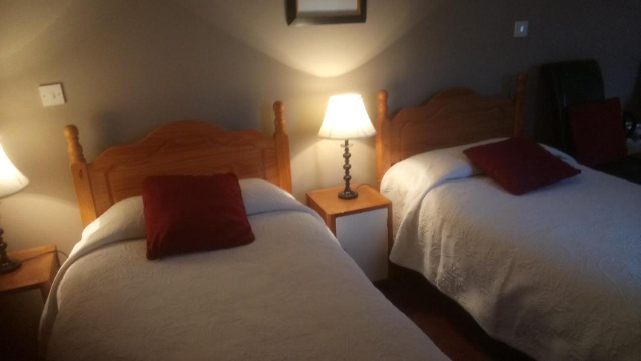 The Rio Bed & Breakfast Galway Bagian luar foto