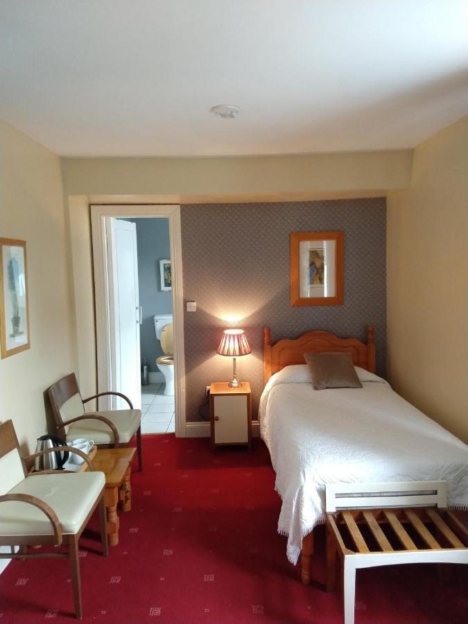 The Rio Bed & Breakfast Galway Bagian luar foto
